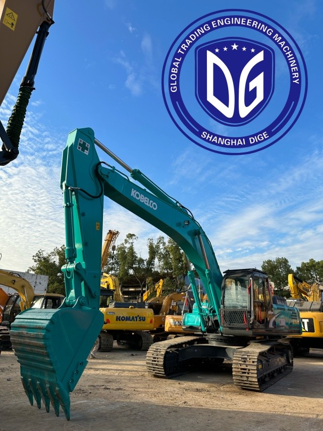 Устойчивый рабочий конь Sk350 Использованный экскаватор Kobelco 35 тонн Все погодные условия