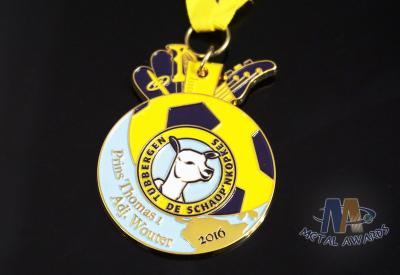 Personalized Enamel Medals Custom Medallions Giraffe Shaped 50mm Size