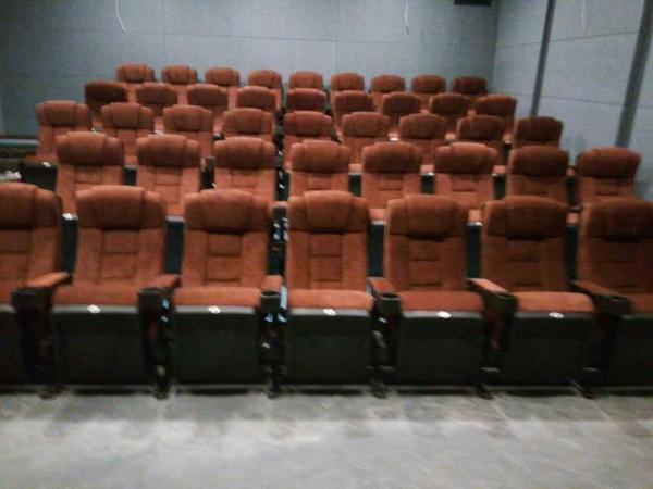 Inner Plywood Folding Cinema Theater Chairs High Density Sponge With Cupholder