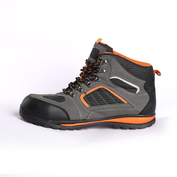 Shock Absorbing Rubber EVA Sole Cement safety shoes for Construction Workers' Safety Boots