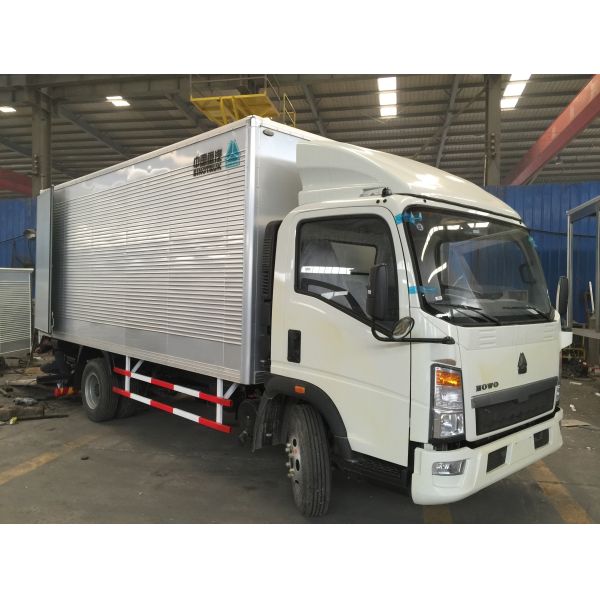 light truck with container euro2 mini cargo truck for sale in Dubai