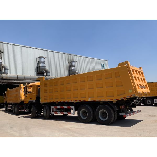 450HP Used Howo Dump Truck 2500Nm Sinotruk Howo 6x4 Tipper Truck