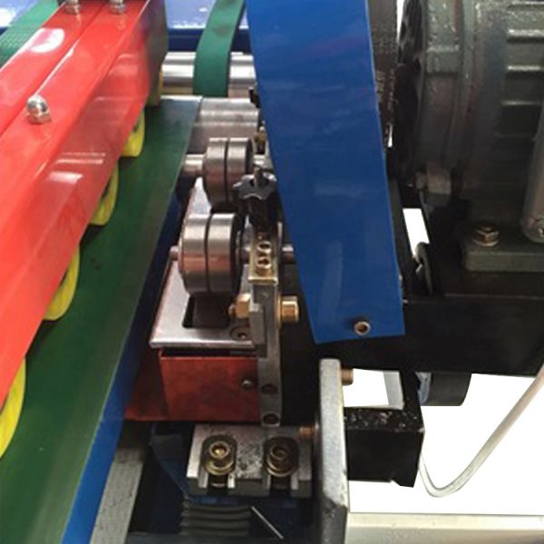 Semi Automatic Corrugated Cardboard Sheet Making Machine For Carton Box Folding Gluing