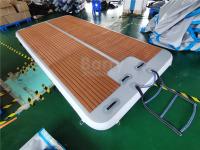 Un quai flottant gonflable de 3 m pour les amateurs de pêche et de sports nautiques