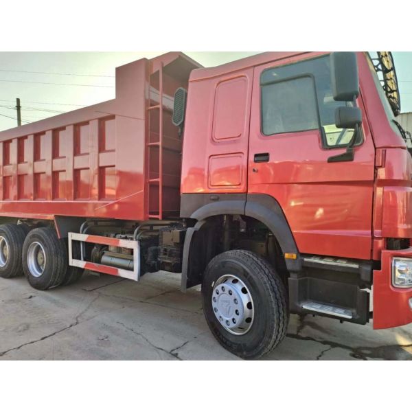 Sinotruck HOWO 6*4 Дэмп-трак с шинами 12.00r20 и двигателем вместимостью 6-8 л