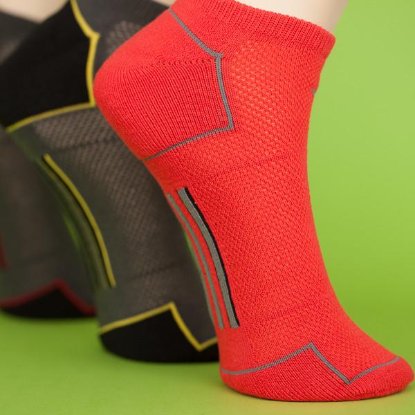 Red Cotton / Nylon Mens Thin Ankle Socks For Athletes Sweat-Absorbent