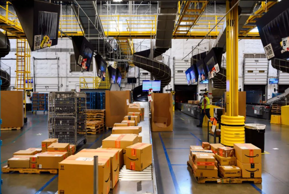 Поднимает обслуживания перевозимого самолетами груза международные от двери к двери транспорт к Амазонке ОБМАНЫВАЕТ в Соединенных Штатах