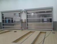 Porte coulissante automatique en aluminium de garage avec la préparation de surface de revêtement de poudre