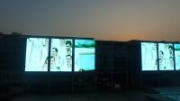 La fenêtre polychrome de la publicité de P31.25 Smd voient par l'écran mené transparent de mur visuel