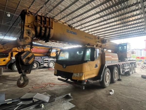 Crane pliable à cinq bras à jib pour le levage d'équipements lourds et 2018 Xg Terrian Mobile Crane