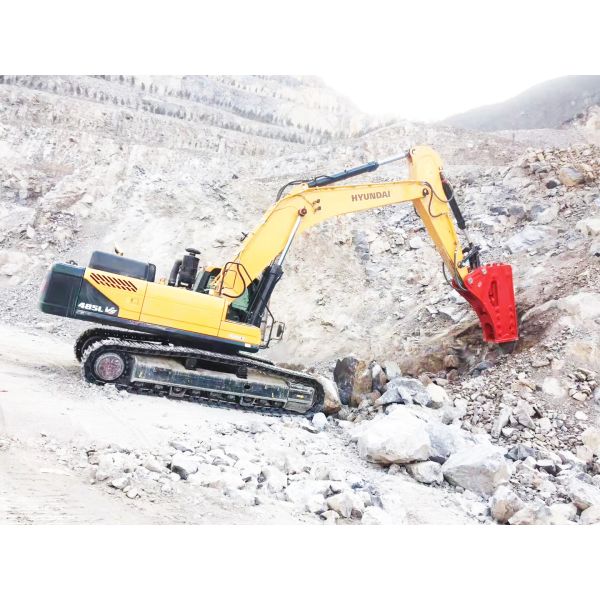 Steel Q345B Excavator Rock Hammer 19-25t Chisels 140mm Hydraulic Excavator Breaker