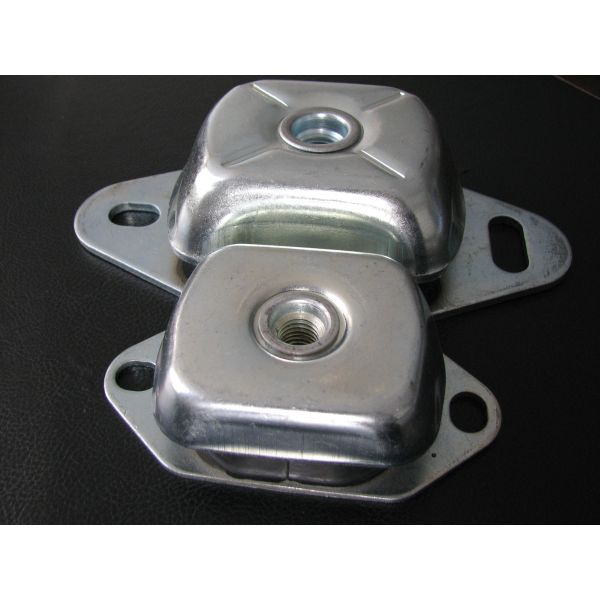 High Tensile Rubber Shock Mount with Smooth Surface and Galvanized Metal for Marine Vibration Damping