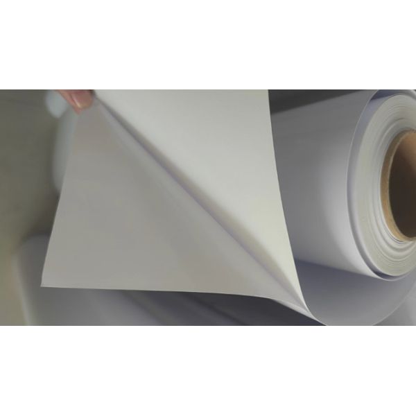 Самоклеящийся белый виниловый рулон PVC наклейка Виниловый наклейка рулон печатный PVC самоклеящийся виниловый