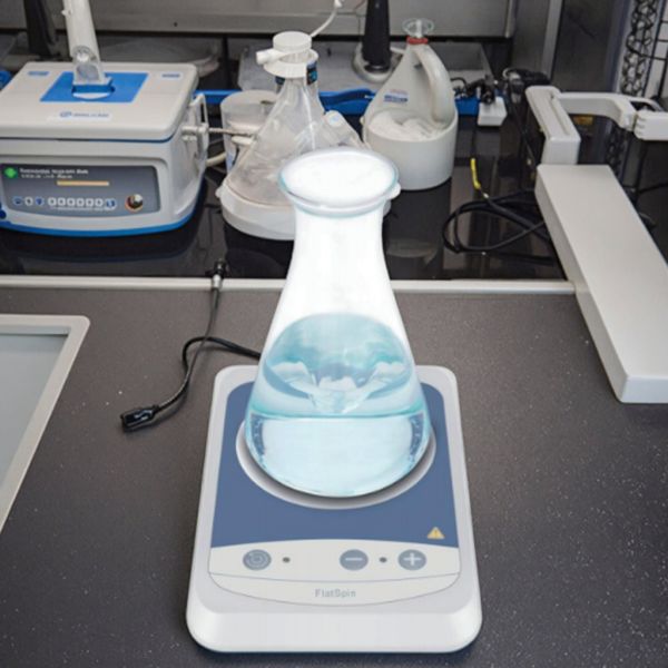 Ultra Flat Stirrer 15rpm - 1500rpm Compact Magnetic Stirrer 0.8L Capacity