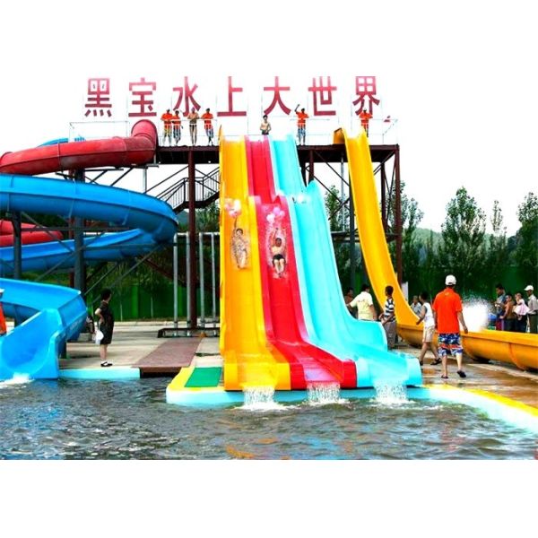 Commercial Adult Aquatic Stimulating High Speed Water Slide