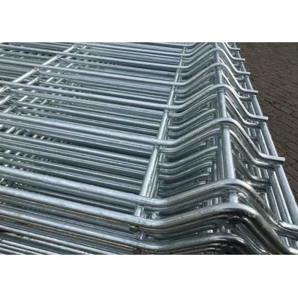 Galvanized Steel Triangle Fence Panel Anti-Cut Security Mesh