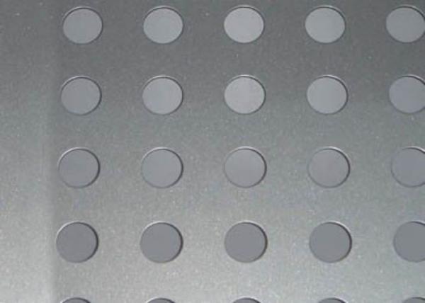 Silver 4017 Perforated Aluminum Plate , Durable Round Hole Aluminum Perforated Sheet