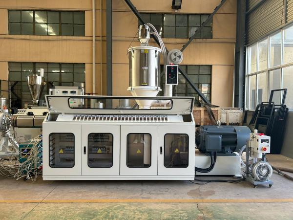 Plastic PE Water Gas Oil Supply Pipe Tube Extrusion Production Line Single Screw Drip Irrigation Hose Making Machine