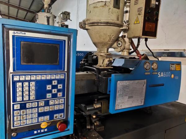 Used Haitian SA600 60 Ton Injection Molding Machine Servo Horizontal Injection Machine