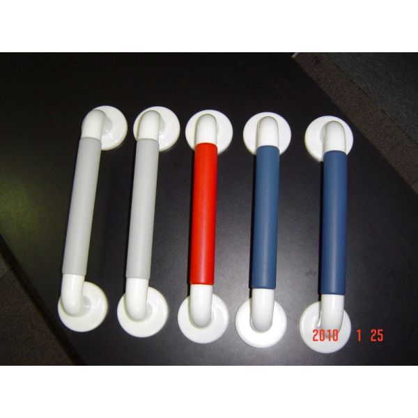 Integral Skin Polyurethane Foam Coated Grip Bars With Reaction Injection Molding