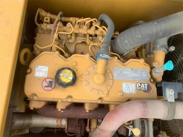 Excavateur de chats d'occasion de haute performance 313D2GC Caterpillar Excavateur de 13 tonnes