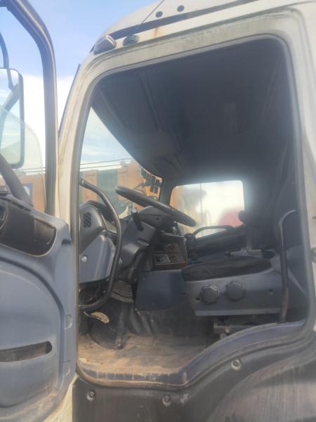                  Used Trailer Head Hino 700-5 in Good Condition with Reasonable Price. Motor Tractor Hino 700, Hino700-6 for Sale             