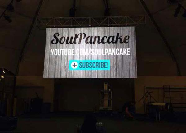 P3 Indoor Rental Led Display Smd Led Video Wall AC220V/50hz 1200 Nit Per Sqm