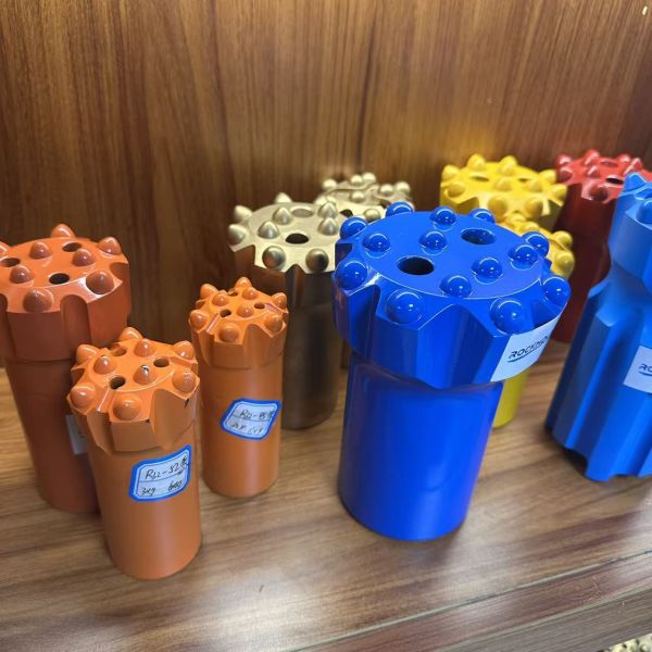Heavy Duty Tapered Drill Rod Rock Drilling Tools For Highway Road Slope Drilling