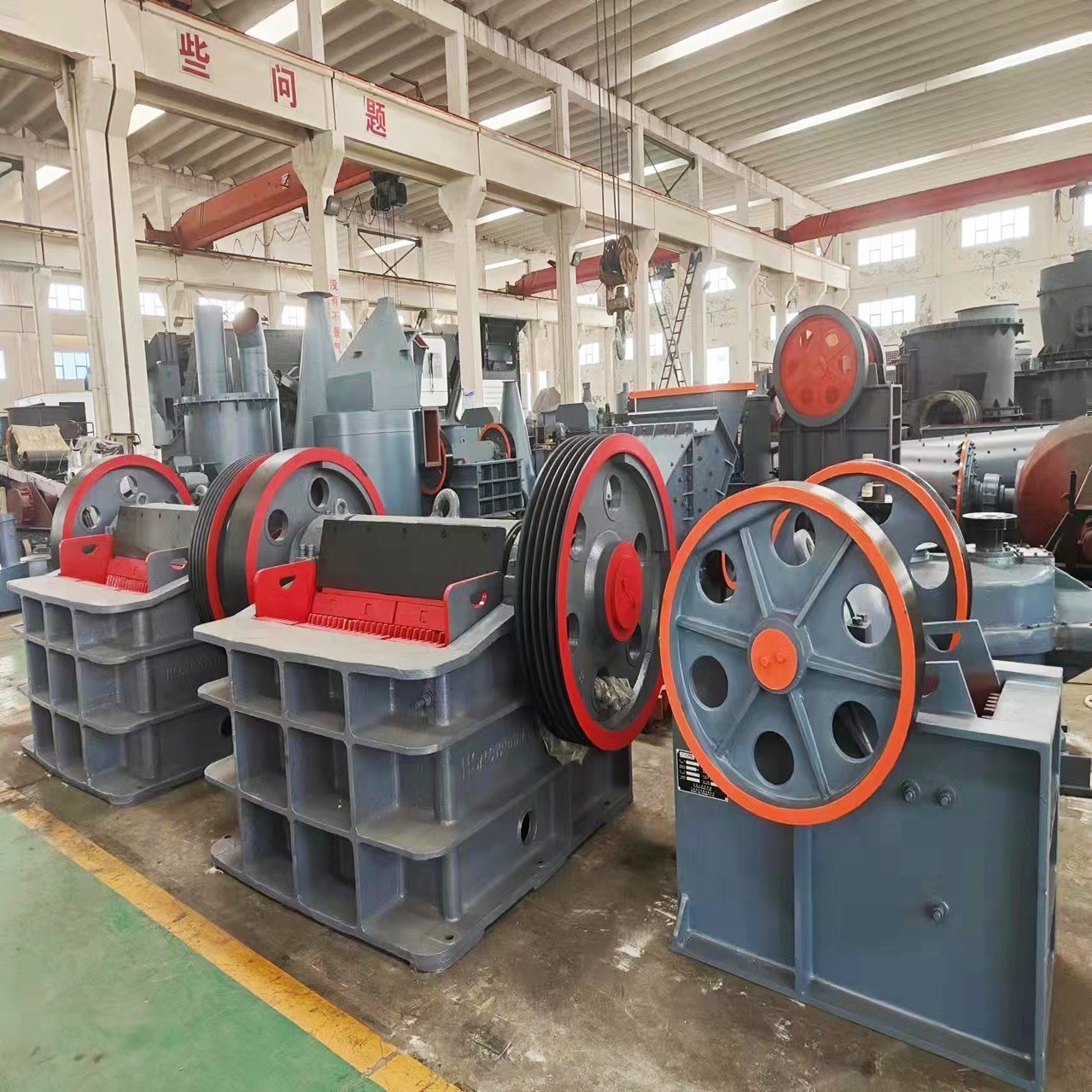 Ore Mining Stone Crusher Machines Pec Jaw Crusher with 90-400kw Motor Power