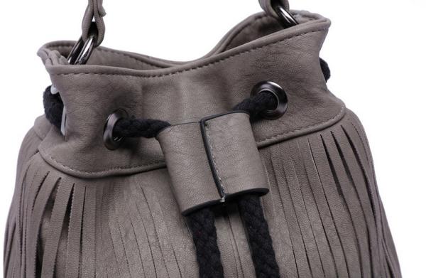 2016 summer new Korean version of Mobile Messenger bag fashion wild tassel bucket Ms. influx of women