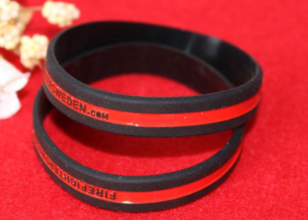 Light Weight Custom Silicone Rubber Wristbands Multi Colors Segmented