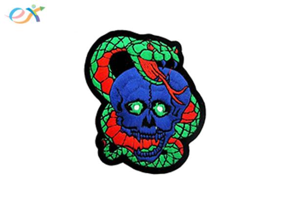 Iron On Custom Embroidery Patches Mens T Shirt Clothes Colorful Logo Woven Tapes