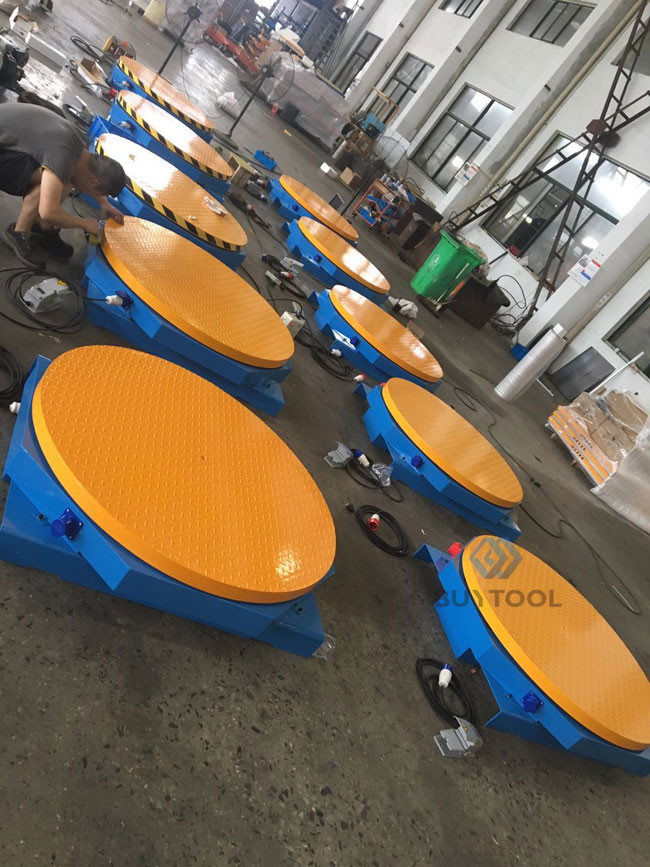 Semi автоматическая машина оболочки паллета Turntable с масштабом 1220mm