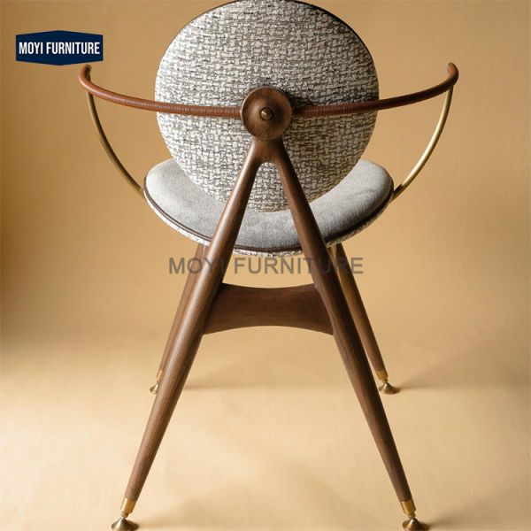 Round-Back Bar Chair