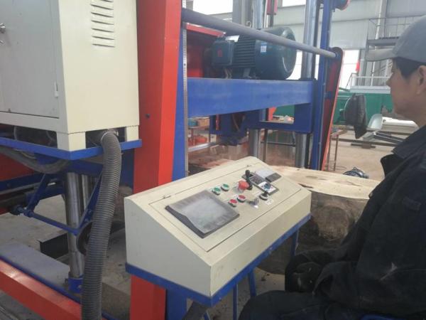 Máquinas resistentes de la sierra de la carpintería, máquina automática de la serrería