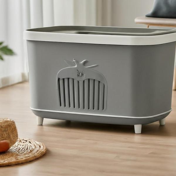 Portable Small Apartment Cat Litter Box , Plastic Open Top Small Cat Box With Lid