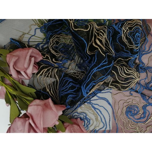 Tela bordada floral azul del cordón del poliéster para las marcas de la ropa