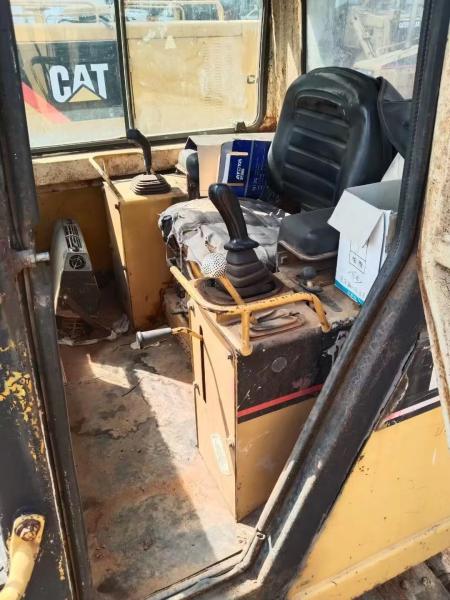 Le moteur DITA est équipé d'un moteur de 5 t 3406 C.