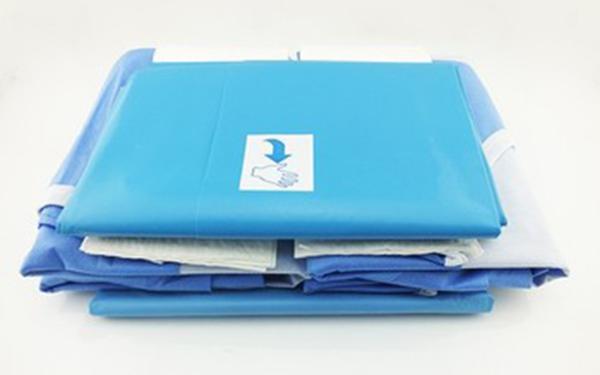 O hospital usa cardiovascular cirúrgico descartável drapeja o bloco/Kit Sterilized SMMS