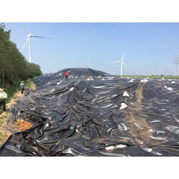 ASTM Waterproof Impermeable HDPE Geomembrane Sheet Anti UV Liners For Sea Slope
