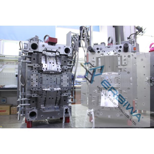 Custom Plastic Injection Mould , Car Parts Mold For Auto Lighting System
