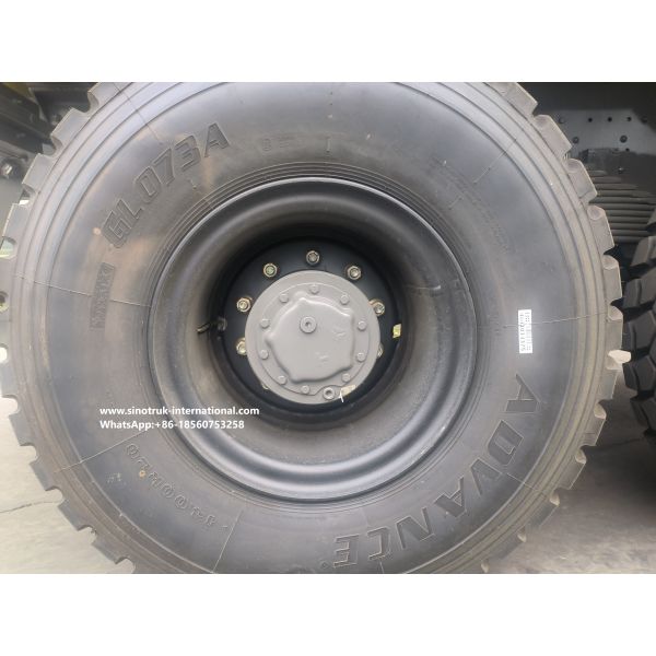 Sinotruk Howo Tipper Dump Truck 6 × 6 с полным приводом с 14,00R20 однотонной шиной 380 л.с.