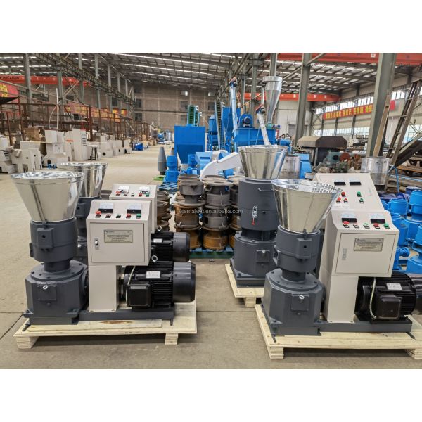 Top Seller 3 rollers 55HP tractor driven PTO pellet mill with 500kg/h capacity OEM pto wood pellet mill with CE