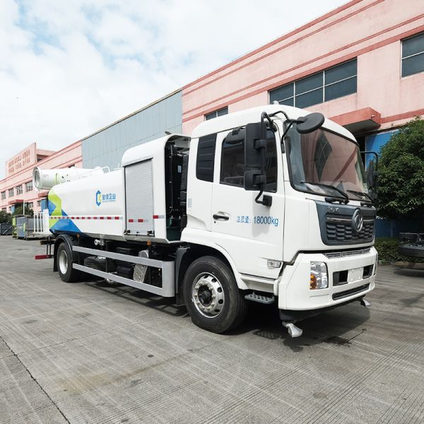 High Speed Mist Cannon Truck With Rear Fog Cannon And Urea Tank