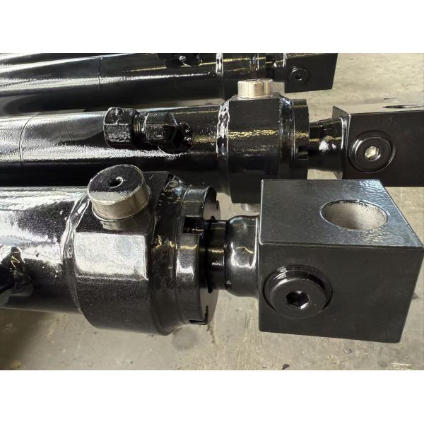 Custom Telescopic Hydraulic Cylinder For Excavators With Hard Chrome Plated Steel