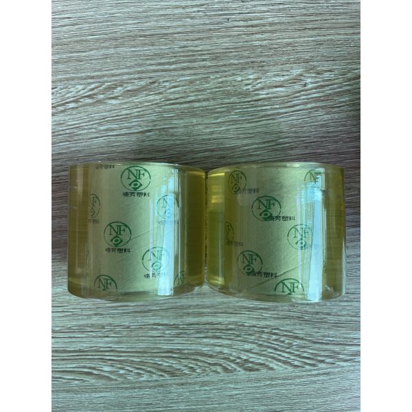 11.2mic-14mic Hand PVC Cling Film Moisture Proof 70mm Out Diameter