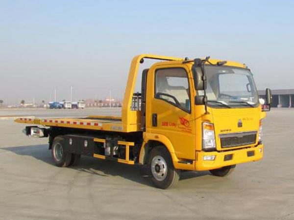 6 Tires New SINOTRUK HOWO EUROII/III Engine Rotator Wrecker Truck 4x2 Heavy Duty Wrecker Towing Truck