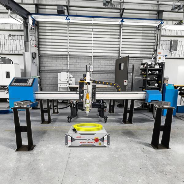 XC3000 Water Cooling Gantry Fiber Laser Cutting Machine New for Raytools for Grille Door Window Advertising for Sheet Metal