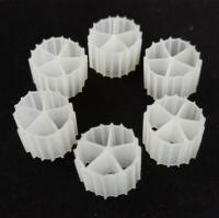Medios de filtragem biológicos flutuantes de plástico HDPE 10*7mm para lagoas