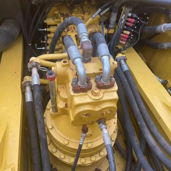 Used Komatsu PC400-8 Excavator For Sale - Excellent Condition , High Performance